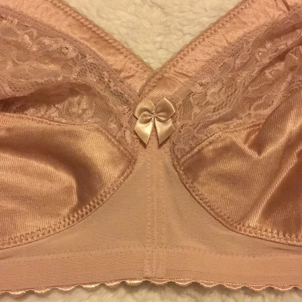 Set of two Glamorise MagicLift original support wire-free bras 44C